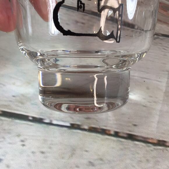 4 Heavy Bottom 10-ounce Low-Ball Glasses with Fire HYDRANT Images Firefighter - Picture 7 of 8